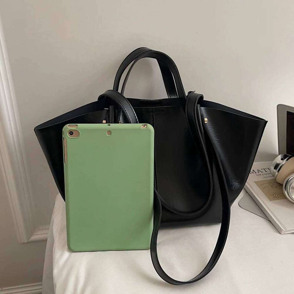 Vintage Tote Bag Leather Texture Precise Stitching Lightweight Large Capacity PU Magnetic Snap Water Resistant for Commute Y260204