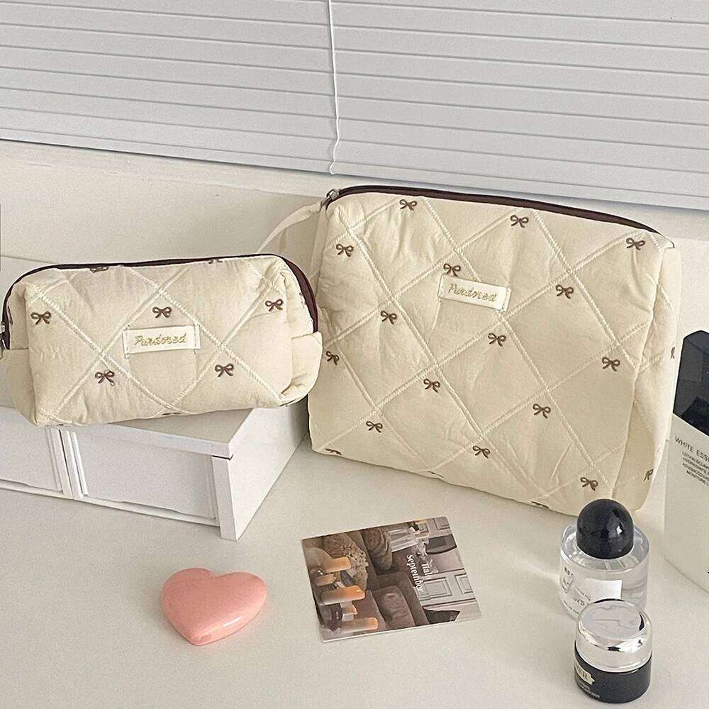 Fashion Brown Bow Cake Women Makeup Zipper Bag Large Capacity Tote Organizer Toiletry Cosmetic Pouch Ladies Make Up Handbag Y260206