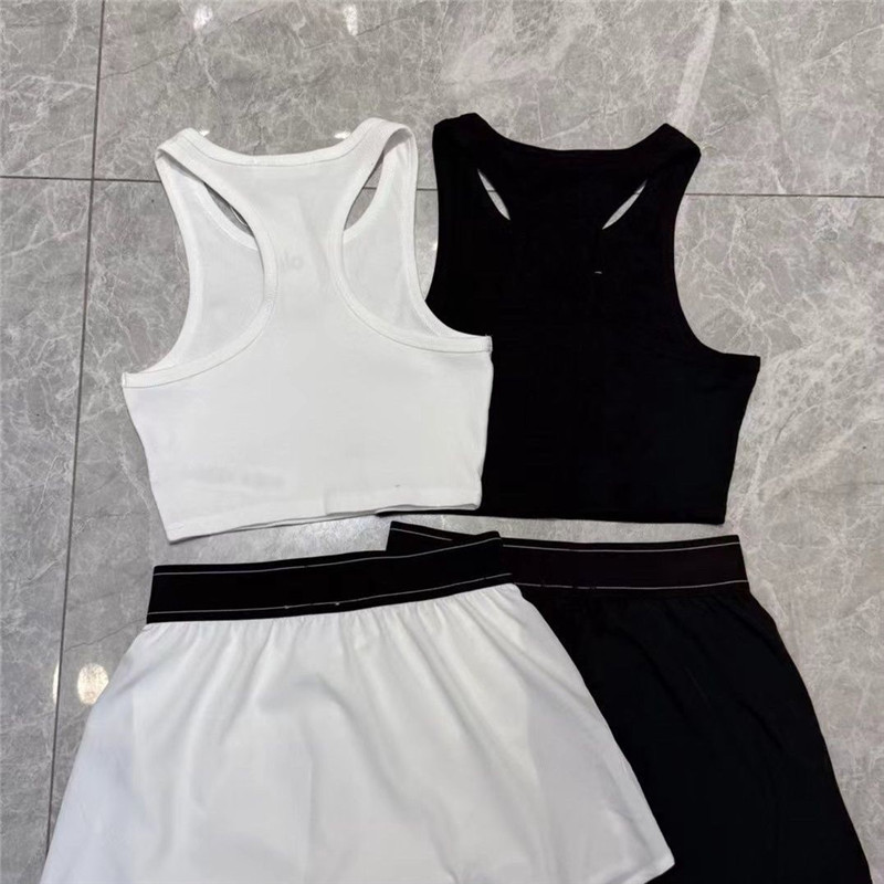 Designer Women Sports Yoga Clothes High Quality Long Sleeved Jacket Long Pants Short Vest Woman Outdoor Active Outfits Ladies Outwear Luxury Clothes