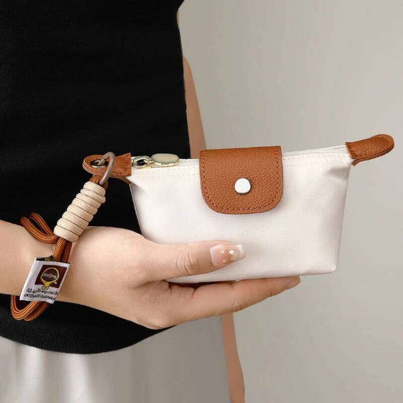 Portable Large Capacity Coin Purse Wrist Strap Keychain Travel Wallet Women Zipper Mini Cosmetic Girls Bank Card Key Bag Y260206