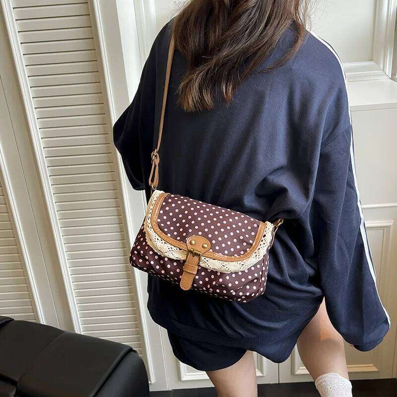 French Retro Dot Women Shoulder Bags Sweet Lace Ladies Flap Crossbody Bag Purse Elegant Portable Female Lightweight Handbags Y260205