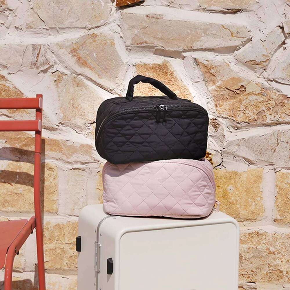 Open Flat Toiletry with Brush Compartment & Handle Organizer Pouch Wash Bag for Women Travel Makeup Y260206