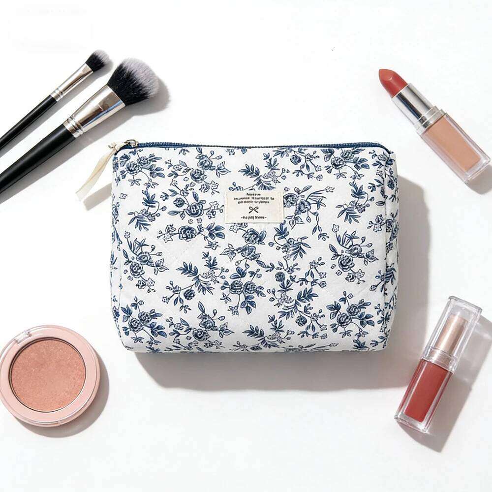 Girl's Toiletry Women's Wallets Handbags Travel Pouch Makeup and Cosmetics Organizer Toilet Bags Ladies Large Cosmetic Bag Y260206