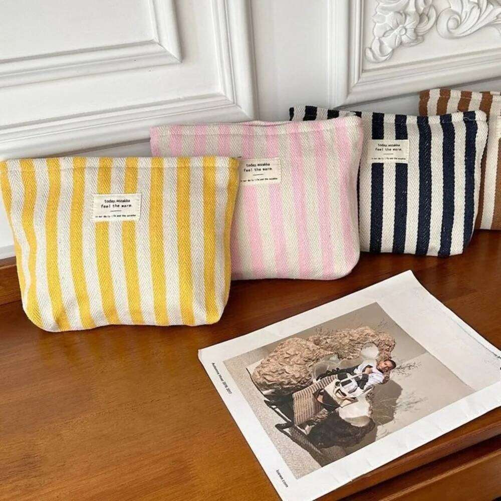 Simple Stripe Women Cosmetic Portable Small Bag Makeup Case Storage Handbag Travel Pouch Organizer for Lady Y260206