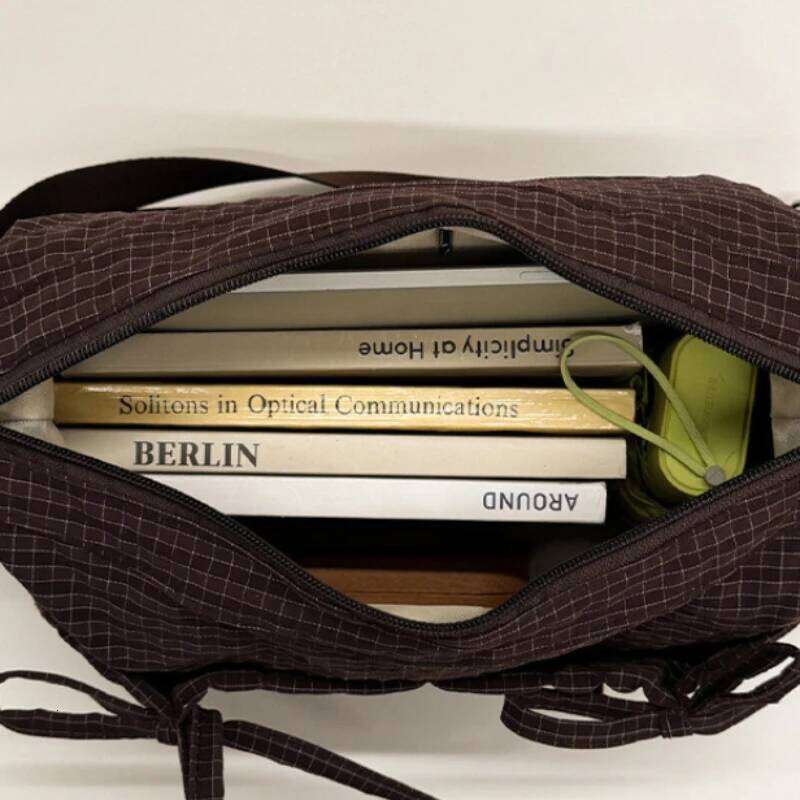 Korean-Style Nylon Lightweigh Retro Grid Single Shoulder Bag Large Capacity Versatile for School Work Commuting Unisex Design Y260205
