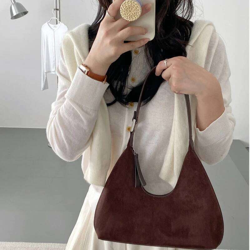 Winter and Autumn Fashionally Versatile New Moon with Retro Textured Sheepskin Interior Shoulder Casual Waist Bag Y260204