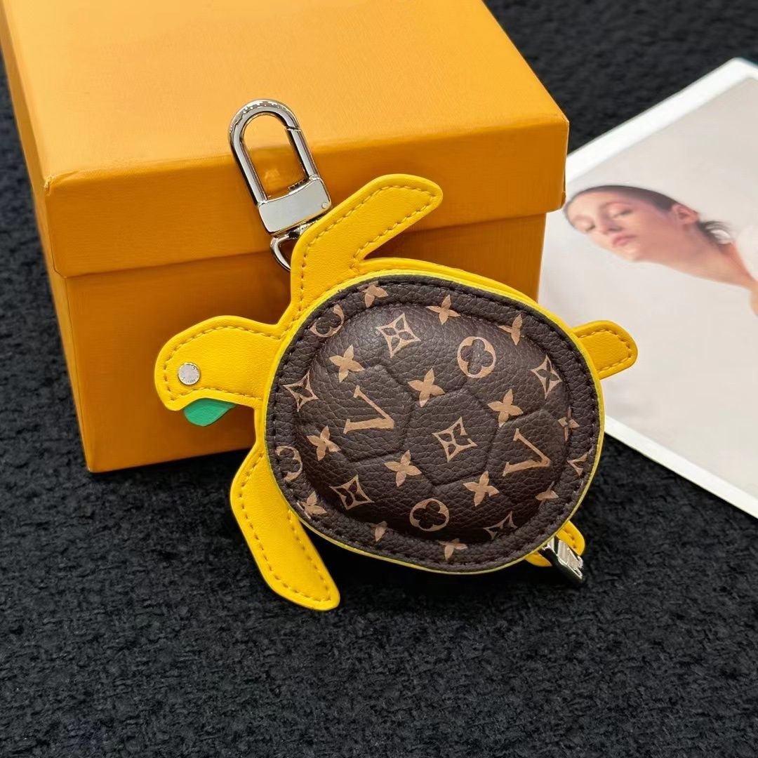 Little Turtle high quality bag hanging decoration 2024 new high-end fashion keychain accessories coin wallet good