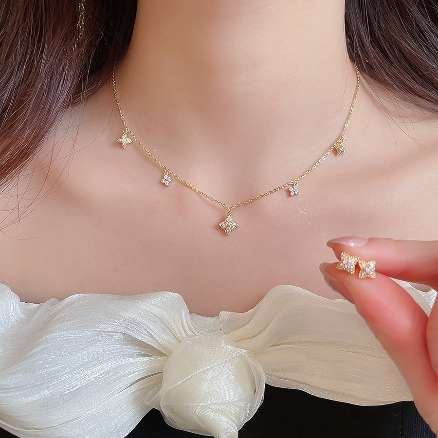 Real gold-plated zircon flower earrings necklace, elegant versatile jewelry set, light luxury and high-end accessories - view 3