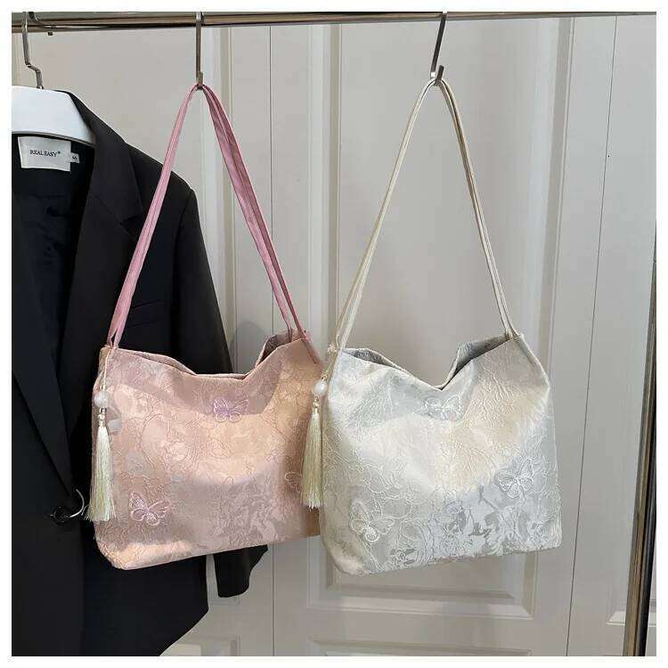 Lace Butterfly Women's Shoulder Bag Large Capacity Ladies Casual Tote Underarm Bags Female Retro Handbags with Tassel Pendant Y260205