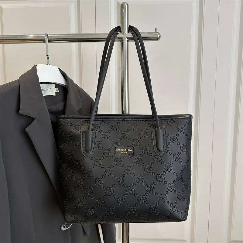 New Fashionable Large-Capacity Women's Tote Crossbody Shoulder Bag, Simple and Versatile Handbag Y260204