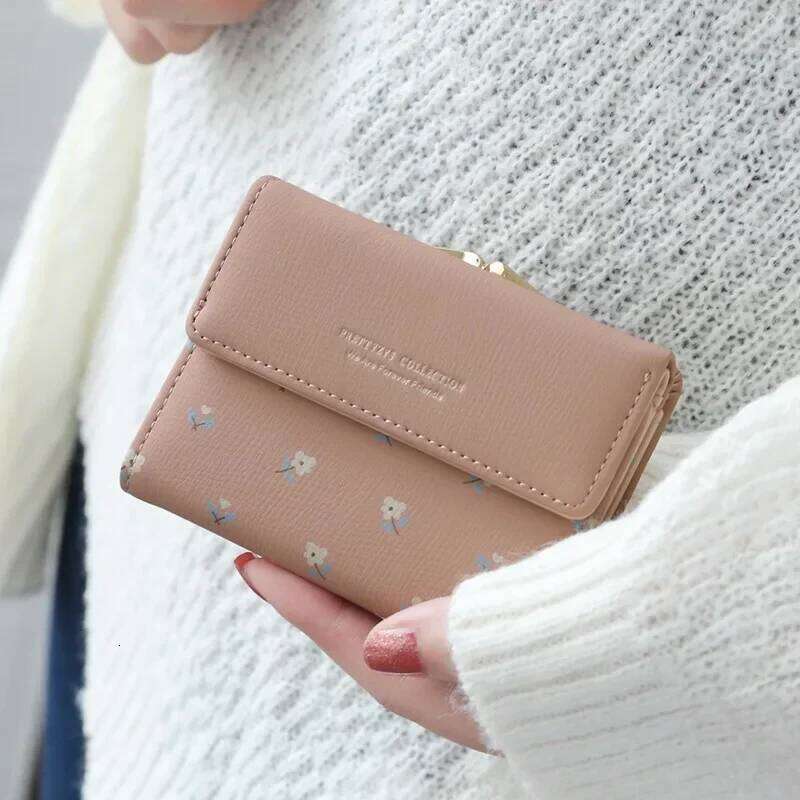 Fashion Flower Purse Leather Pocket Ladies Clutch Women Short Card Holder Cute Girls Wallet Cartera Mujer Coin Bag Y260206