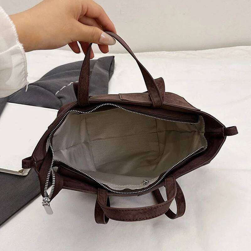 New Womens PU Leather Bags Retro Tote Autumn Winter Suede Large Capacity Shoulder Versatile Commuting Bag Y260204