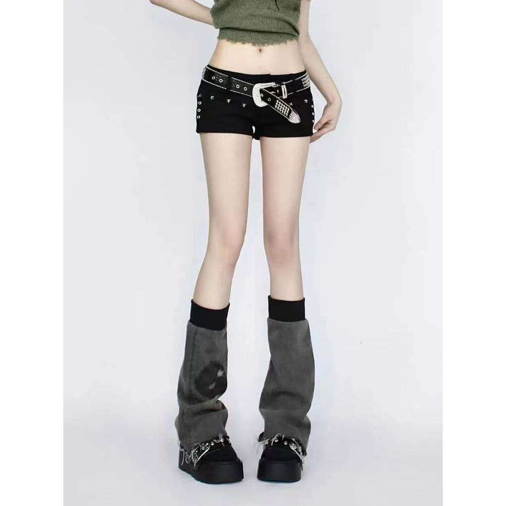 American Retro Sexy Hot Girls Y2k Denim Shorts for Women Low Waist Rivets Solid Streetwear Summer All-match Trendy Tight Fit Ins XJ260206