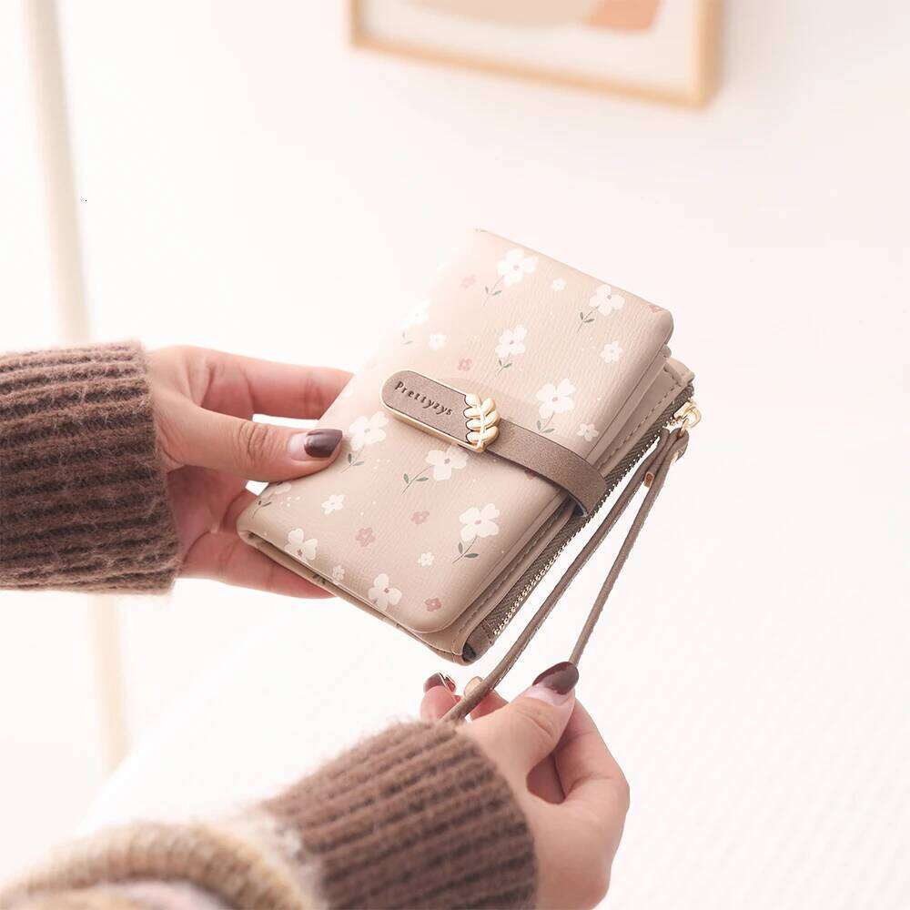 Short for women 2024 spring/summer new Korean PU printed zipper buckle collapsible multi-function long purse can be wrist Y260206