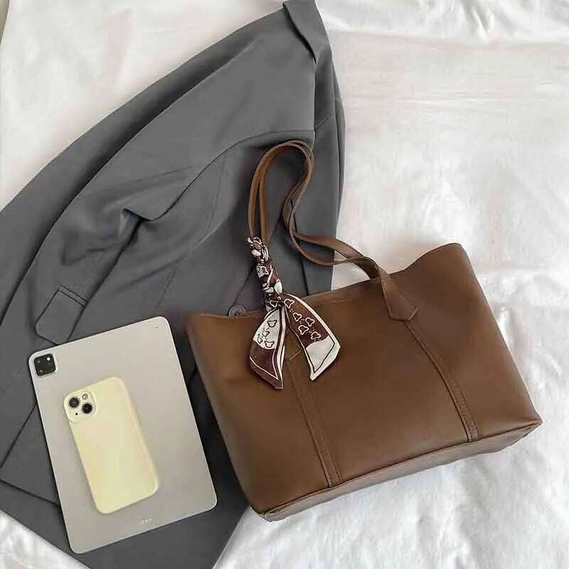 Women's New Summer Black Handbag Large Capacity Shoulder Niche Commuter Woman Bag Tote Bags Women Handbags bolsa Y260205