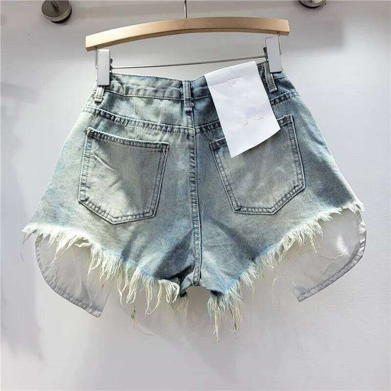 2026 Summer New Women's Pink Hole Denim High Waist Slimming Spicy Girl A-line Ragged Edge Shorts XJ260206
