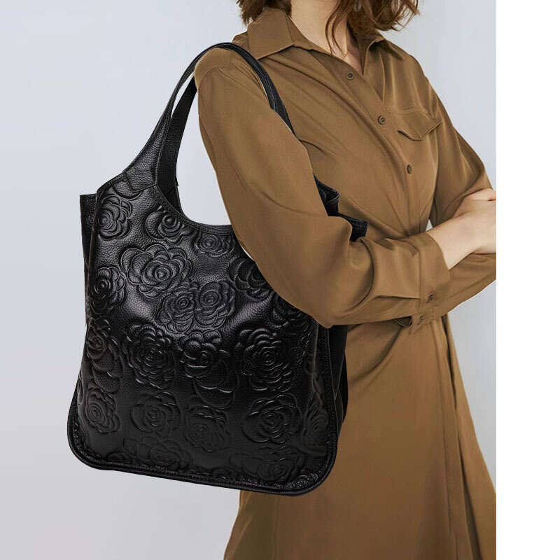 2026 New Popular Commuting Camellia Cowhide Women's Bag Genuine Leather Ladies' Shoulder Handbag with a Unique and Sophisticated Feel