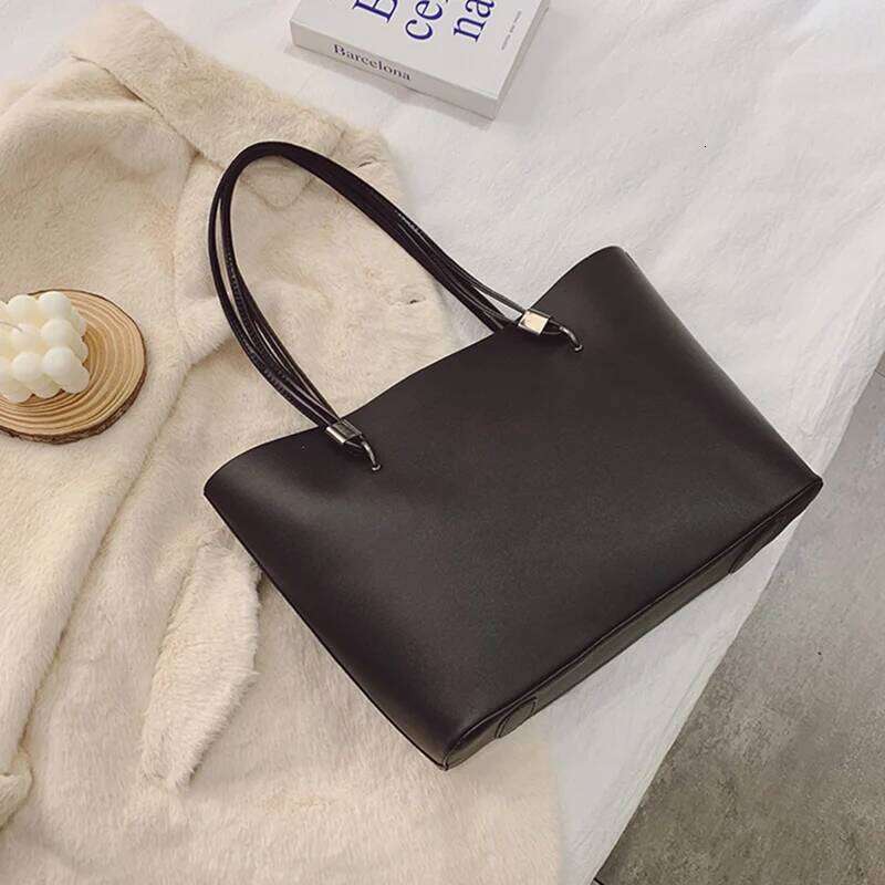 Simple Style Large Capacity Shoulder Bags For Women Solid Color Fashion Pu Leather Handbag Totes Female Shopping Bag Pack Y260204