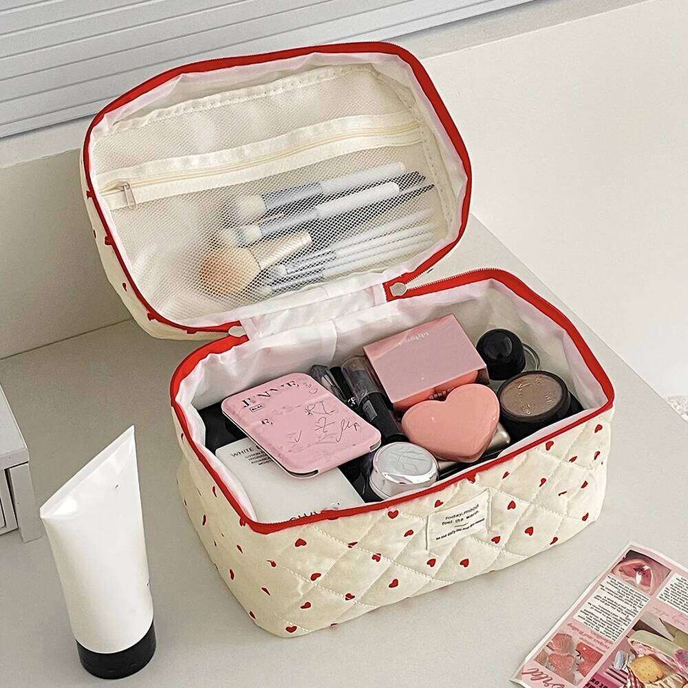 Fashion Ins Heart Women Quilting Large Capacity Toiletry Cosmetic Storage Pouch Handbag Ladies Zipper Makeup Bag Y260206