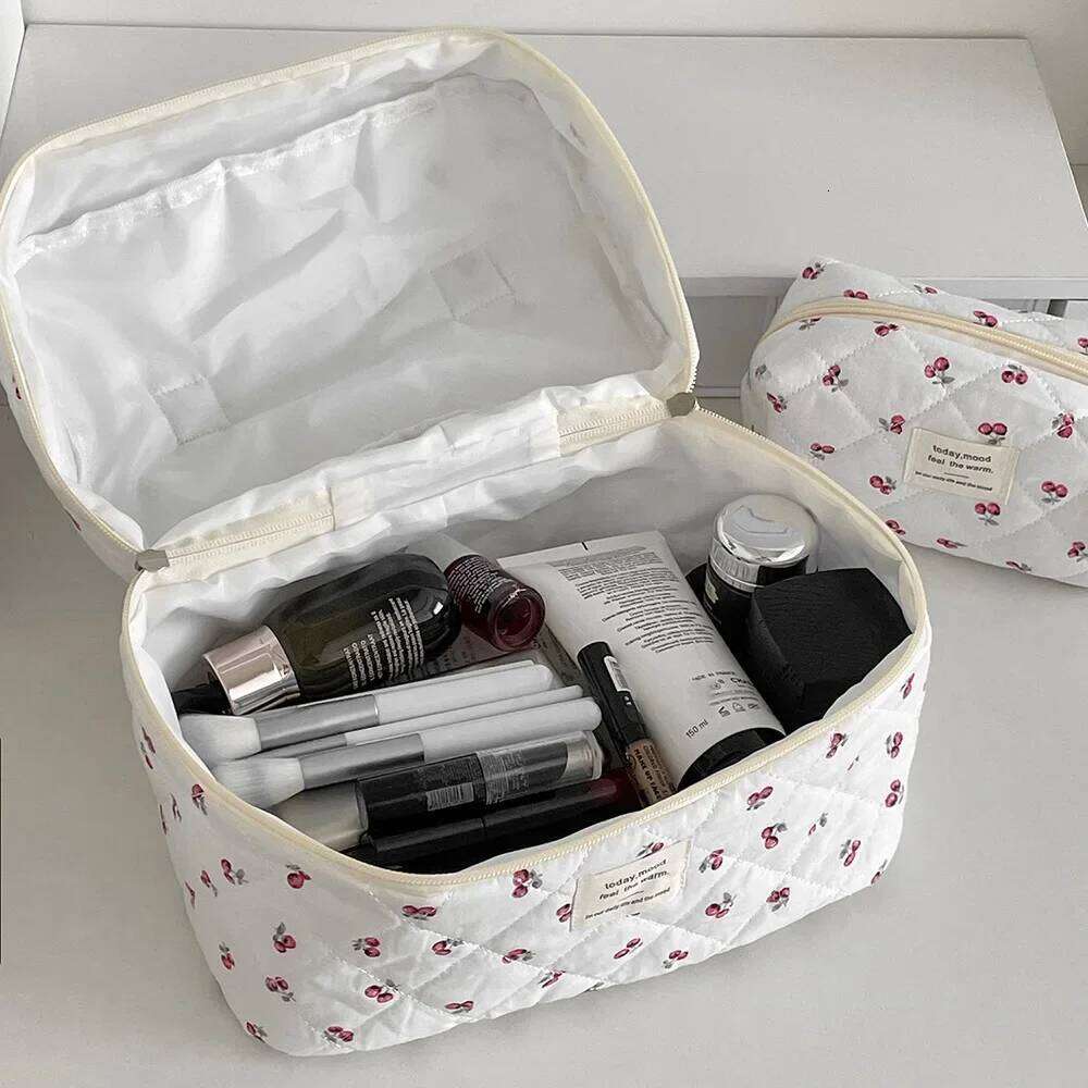 Fashion Cherry Tote Women Bag Sets Portable Cute Ladies Cosmetic Toiletry Kit Storage Pouch Handbag Cotton Quilted Lady Bags Y260206