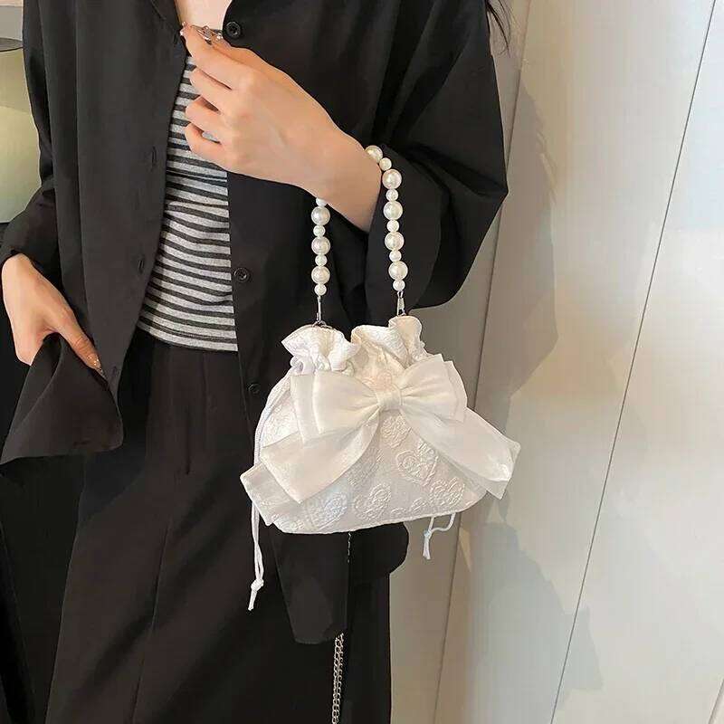 Summer New Elegant and Fresh Flower Niche Crossbody Sweet Bow Pearl Chain Women's Bucket Bag Y260205