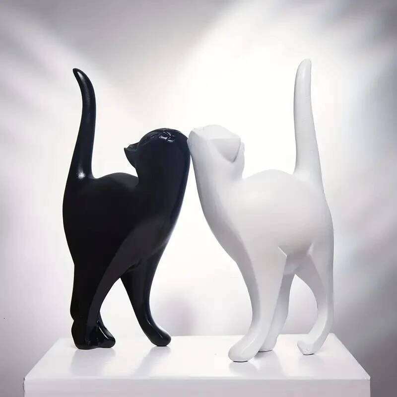 Resin Couples Cat Statues for Decorations Animal Figurine European Creative Wedding Gift Decorative Home Decor Sculpture S260204 3fc