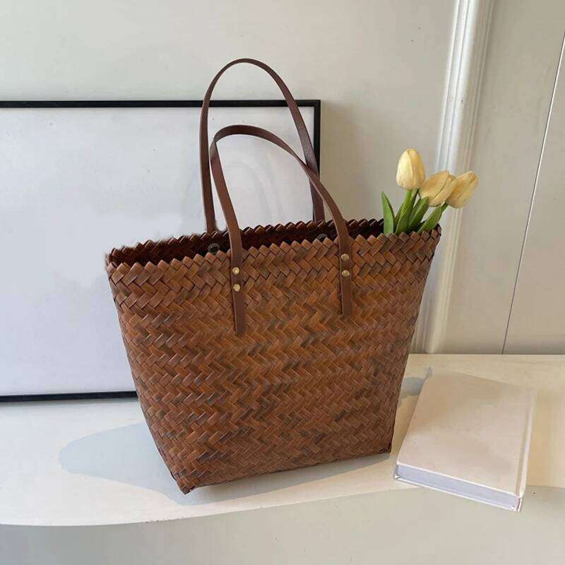 Summer Large Capacity Handbag Totes Rattan Handmade Straw Shoulder Bags For Women Travel Seaside Beach Bag bolsa feminina Y260205