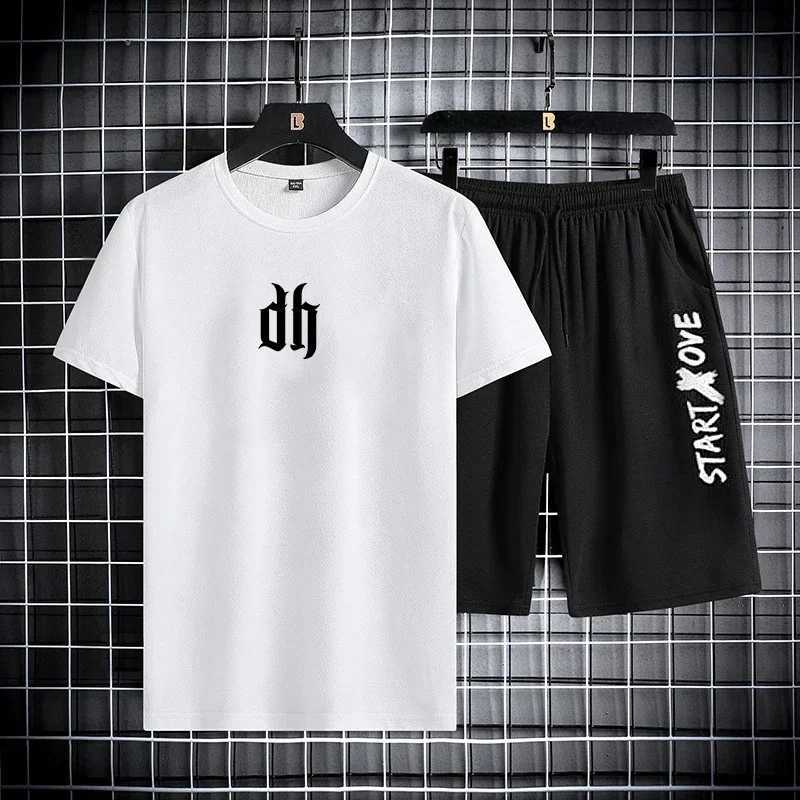 Mens T-shirt Shorts Suit Casual Fashion Short Slve Track and Field Suit Two-piece Set Mens Clothing Thin Dry Casual C260207
