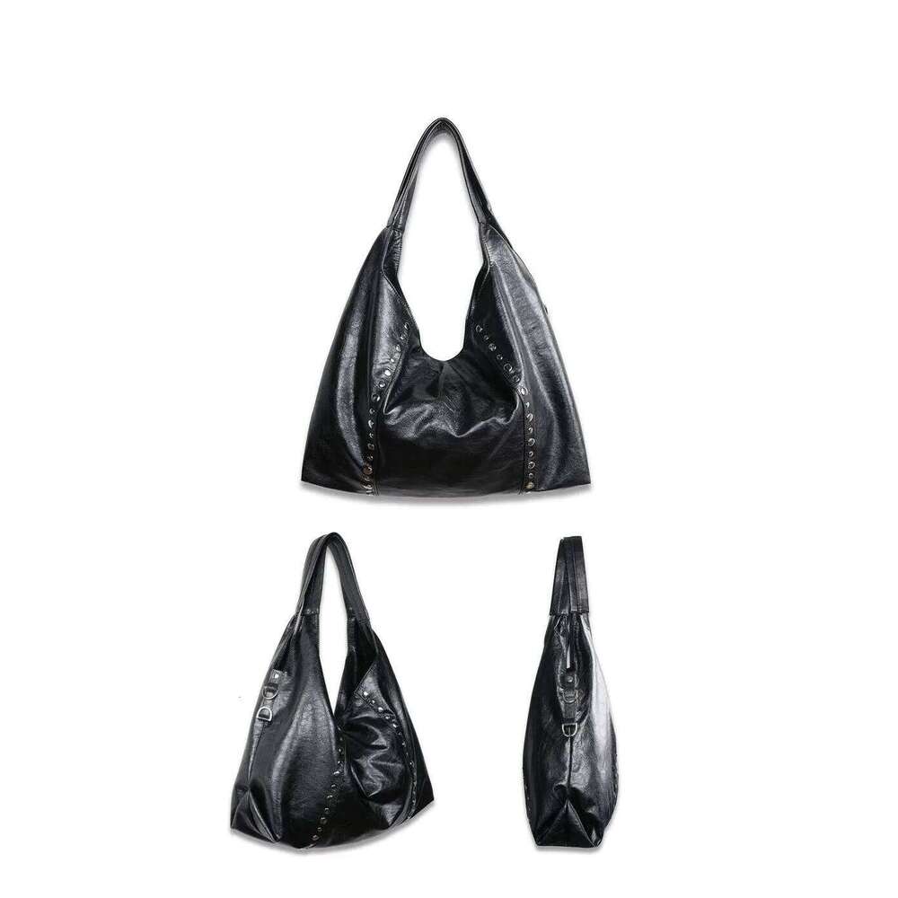 Rivet Women Large Capacity Versatile New Soft PU Single Shoulder Underarm Bag Casual Commuting Tote Black handbag Y260205