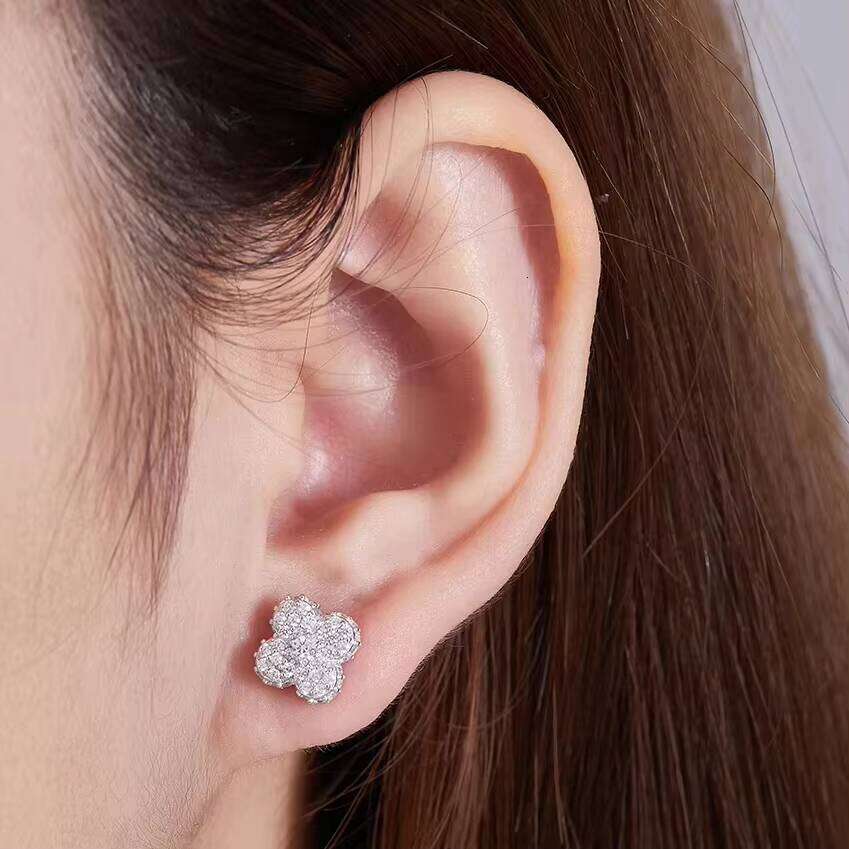 Rhodium Plated S925 Sterling Silver Clover Fine Moissanite Luxury Lab Grown Diamond Custom Women Stud Earrings