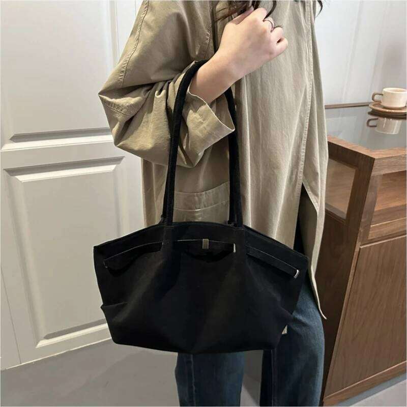 Autumn Women Leisure Shoulder Comfortable and Versatile Texture Crossbody Tote Handle Fashion Luxury Simple Storage Bag Y260205
