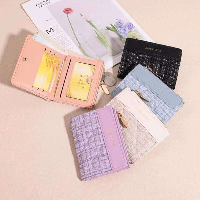 Trendy cute women's small wallet, stylish tassel coin purse, short clutch bag, credit card and cash holder. Y260206
