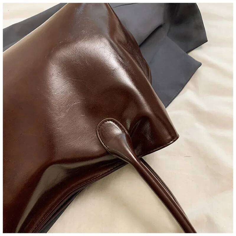 Vintage Handbag for Women Large Capacity 2025 New Underarm Commuting Fashion Female Casual Single Shoulder Tote Bag Y260205