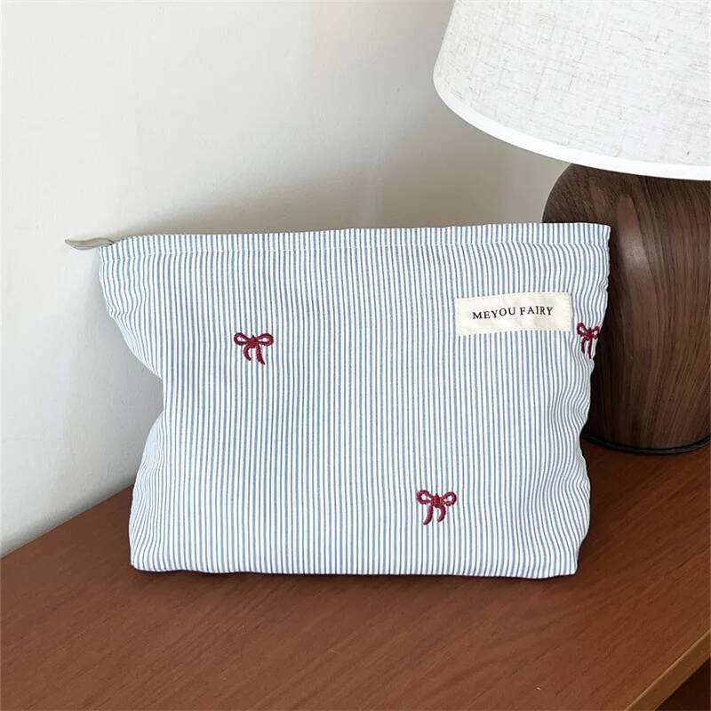 Fashion Women Bow Stripe Makeup Portable Toiletry Lipsticks Cosmetic Storage Pouch Clutch Bag Ladies Organizer Handbag Y260206