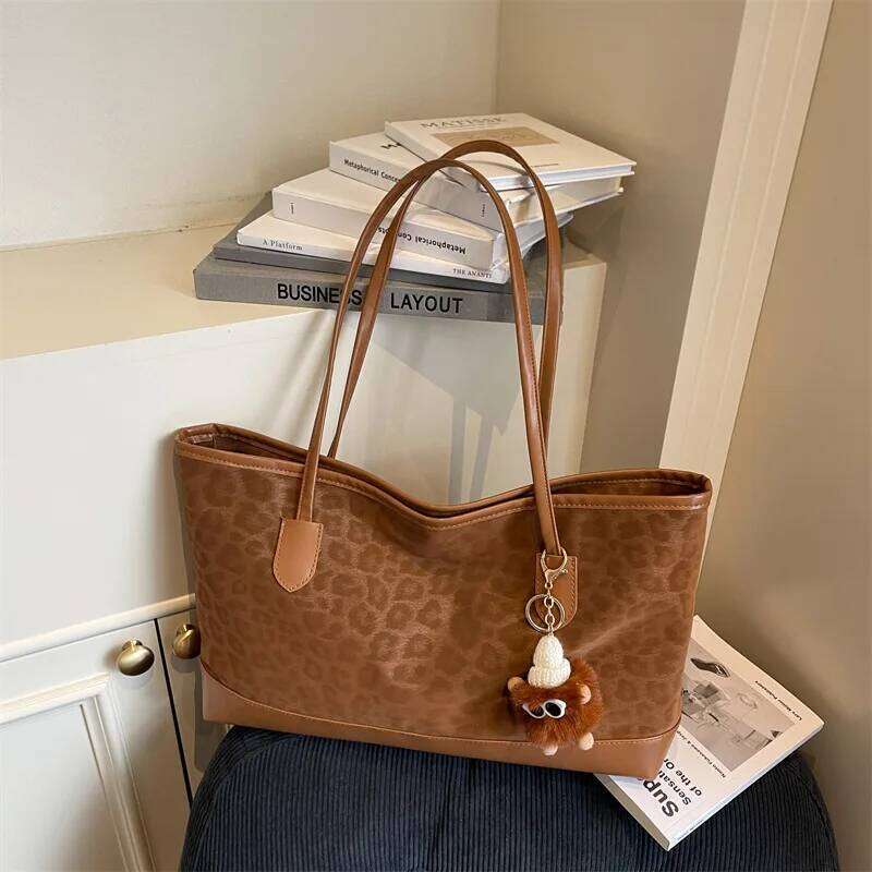 Autumn Vintage Leopard Print Shoulder Bags for Women Versatile Ladies Large Capacity Tote Bag Portable Female Suede Handbags Y260205