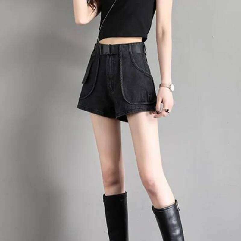 Punk Womens Denim Shorts Cargo Black Biker Short Pants For Women To Wear With Waist Pocket Outdoor Offer High Quality Hot Jeans XJ260206