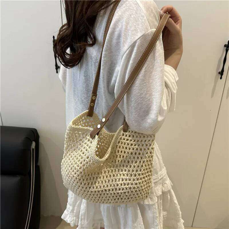 Large Capacity Knit Shoulder Bags for Women Versatile Ladies Beach Woven Underarm Bag Hollow Design Commuter Female Handbag Tote Y260205