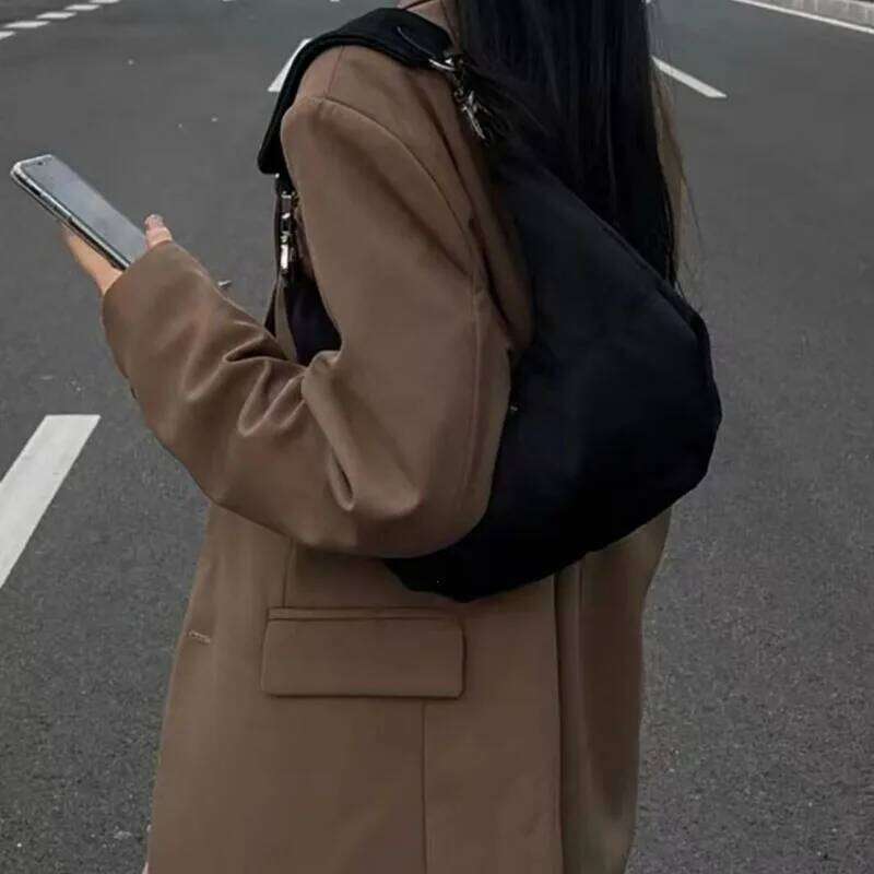 Women Retro Underarm Armpit Small Shoulder Bag Soft Hobos Y2k Female Black Purse Fashion Girls Crescent Handbag 2025 New Y260205