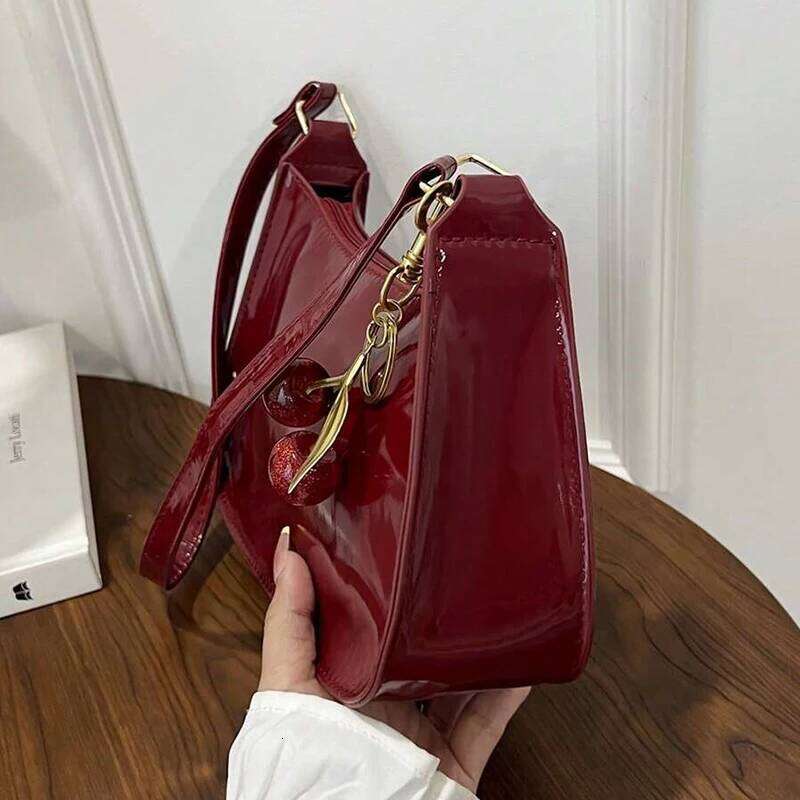Vintage Retro Shoulder Bag for Women PU Leather Underarm Crossbody Ladies Casual Handbag Purse with Cherry Pendant Y260205