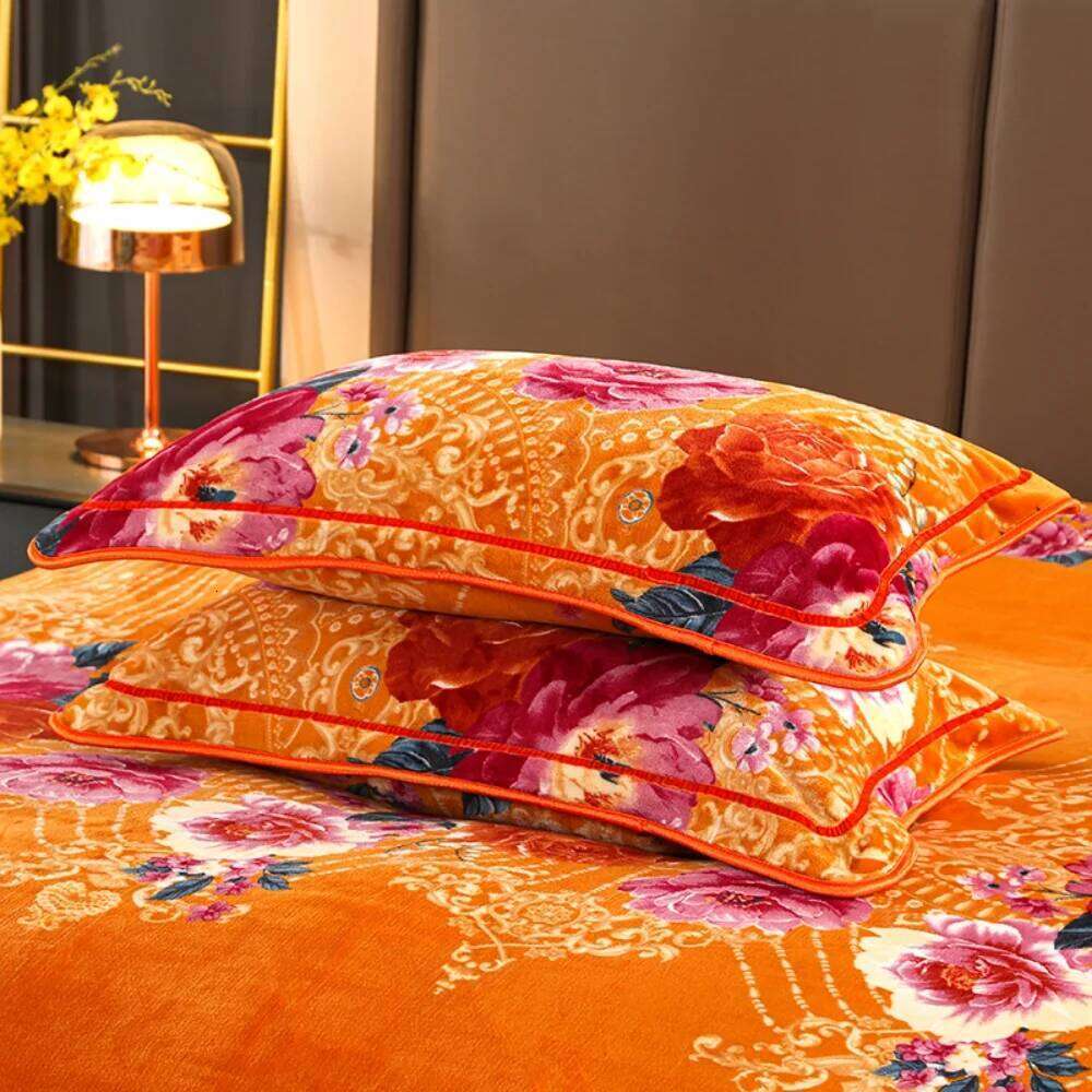 Milk Bedding Set Home Winter Warm Four-Piece Sets Double-Sided Thickened Flannel Quilt Cover Sheet Coral Velvet Bed Skirt XJ260206