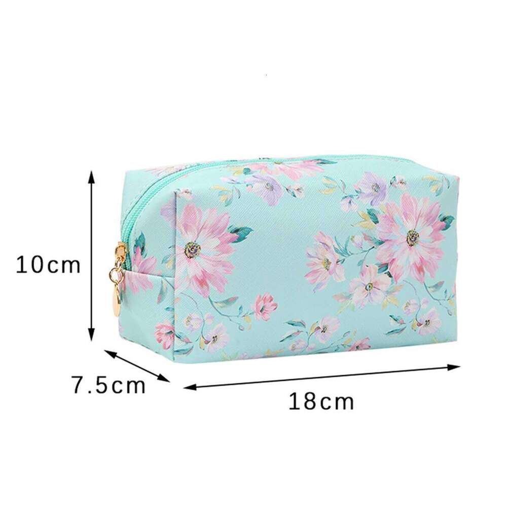 Large capacity waterproof PU makeup bag Small Fresh Portable Skincare Storage Bag Multi functional student pencil case Y260206