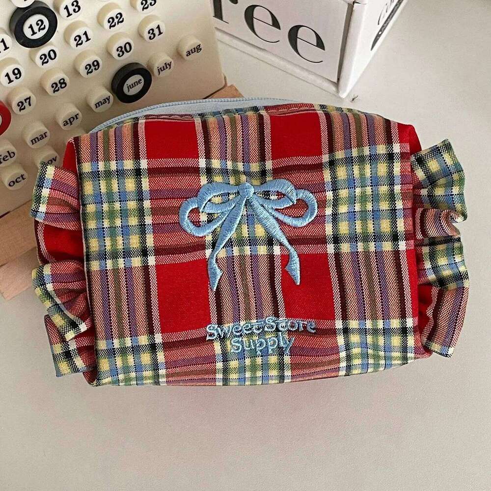 Women's Cosmetic Plaid Bow Student Sweet Style Ruffled Trousse Maquillage Organizer Pouch Makeup Bag Y260206