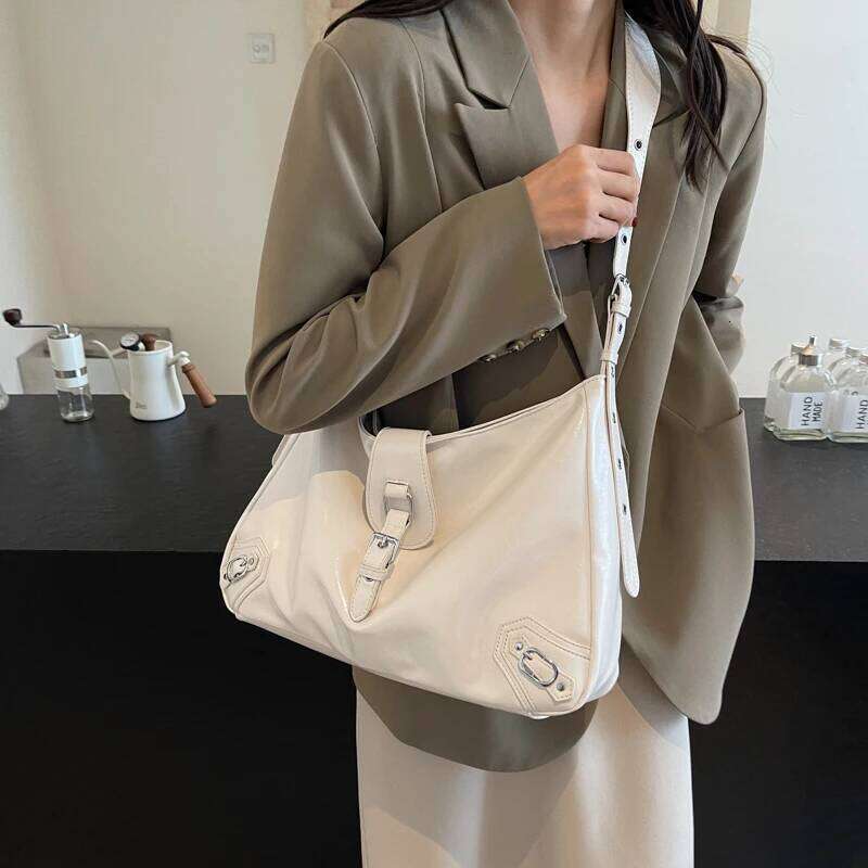 MOODS Retro Shoulder Bags For Women Glossy Soft PU Leather Belt Buckle Design Cross Body Hobo Bag 2024 Designer Handbags Luxury Y260205