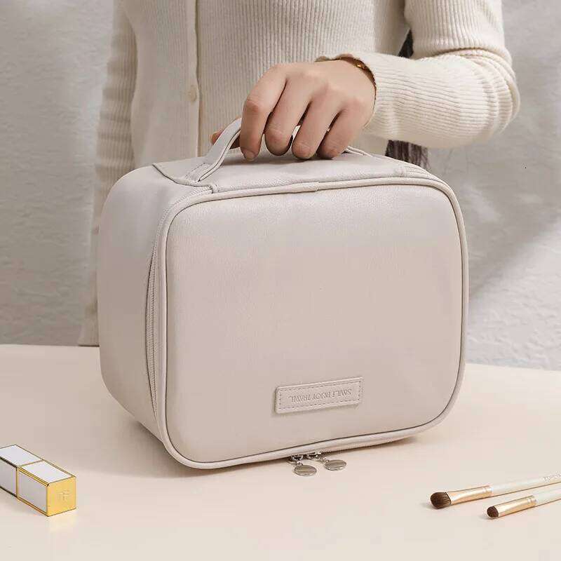 New Makeup Skin Texture PU Leather Portable Travel Handheld Storage Toilet Bag Large Capacity Manufacturer Wholesale Order L Y260206