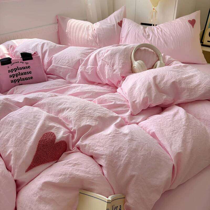Cute Pink Heart Bedding Ins Nordic Embroidery Bed Sheet Of Four Pieces Home Luxury Duvet Cover Set For Girls XJ260206