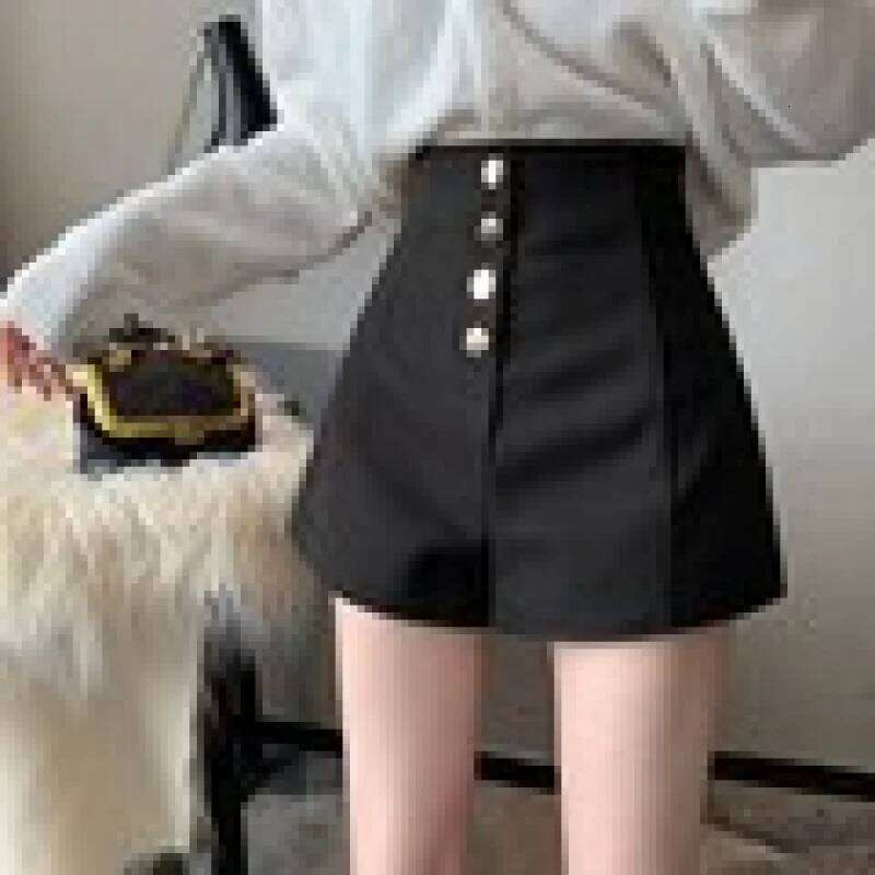 Black Shorts Women Spring Summer New Wide Leg Pants High Waist Single BreastedAApricot casual hot pants XJ260206