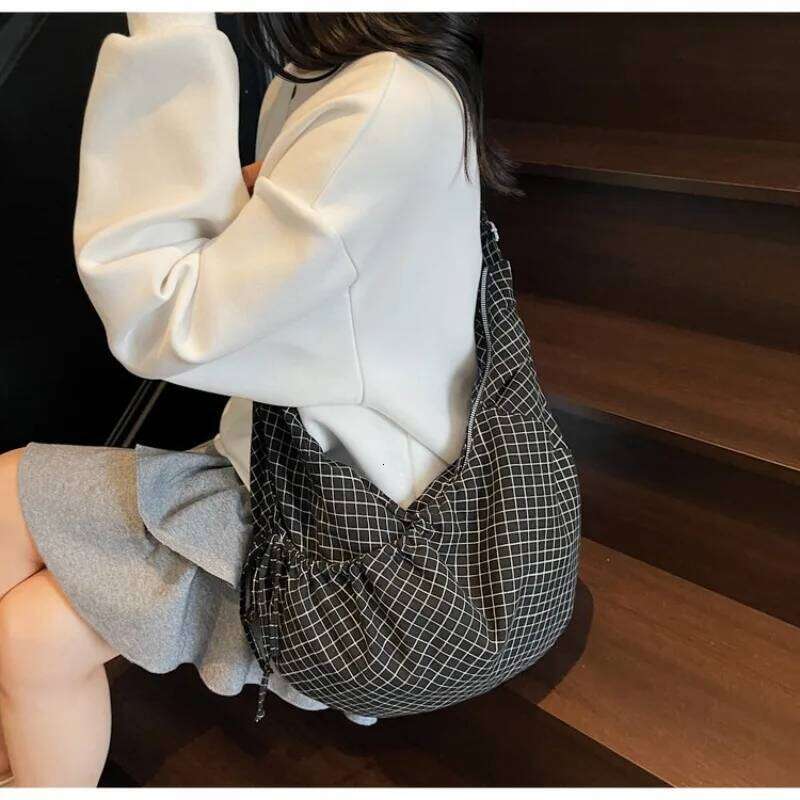 Korean Canvas Crossbody Bags for Women 2025 Casual Girl Student Shoulder Shopper Book Bag Fashion Cloth Satchel Female Handbags Y260205