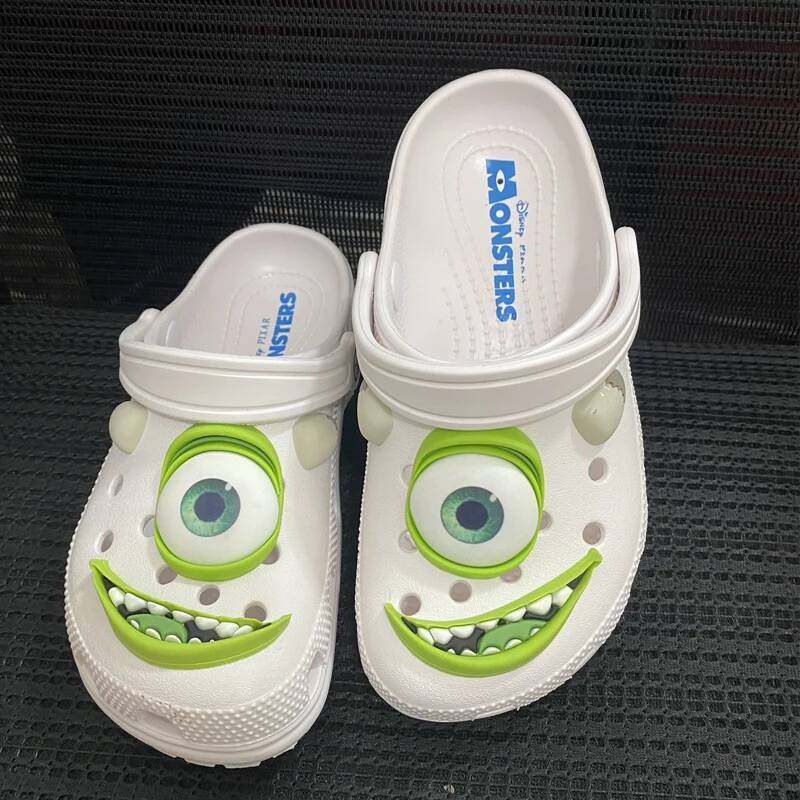Disney Designer Disney Mcqueens Pixar Cartoon Solid Waterproof Slippers Hole Sandals Outdoor Sand Sandals Casual Breathable EVA Adult Shoes Gift Luxur