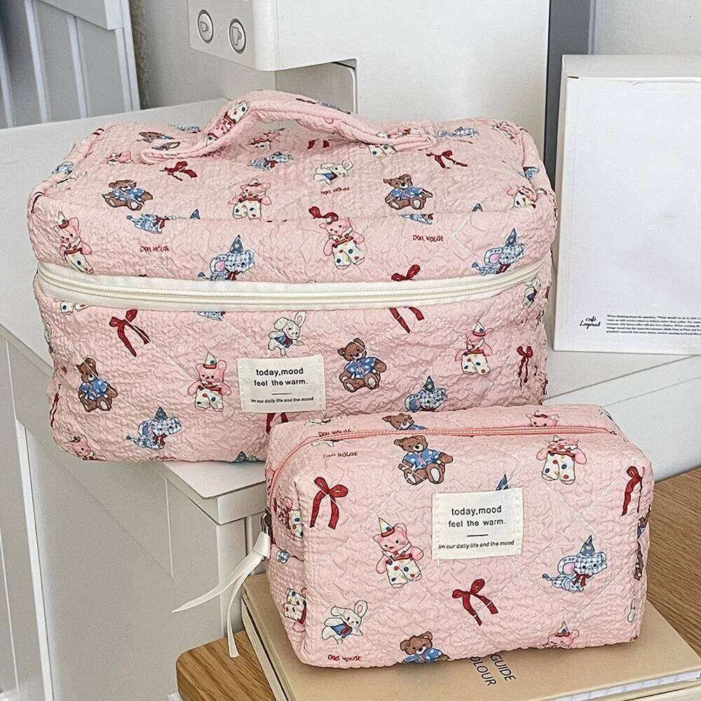 Cute Pink Girls Cartoon Makeup Portable Tote Cosmetic Pouch Handbag Women Personality Ladies Make Up Quilting Zipper Bag Y260206