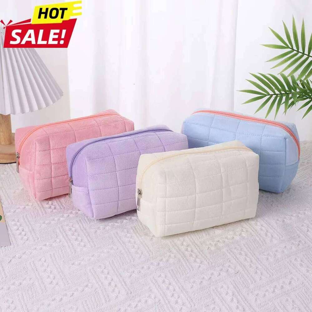 1 Pcs Suede Cosmetic Large Storage Bags, Travel, Business Trip, Portable High-value Makeup Pouch Organizer Bags Y260206